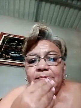 Madrastrahot69 webcam