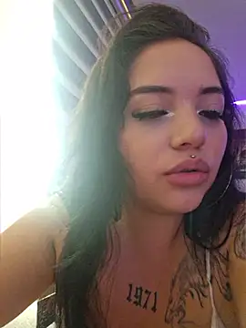 Kitty_79 webcam