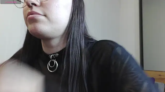 aelita_bb - Aelita_bb's free webcam - UK Sex Cams