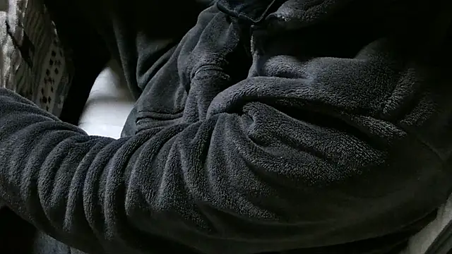 cinnabar_red (Ask my age) - ズボンを脱ぐ