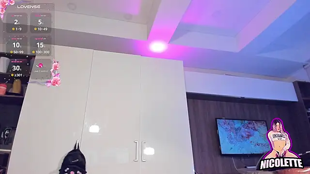 nicolette_tay webcam
