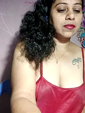 JENNIFERtamil webcam