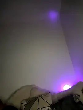 iamlalamilano webcam