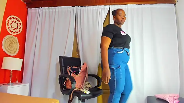 nikollsalas (F milf) - U got tired?Nikoll needs more Cream!