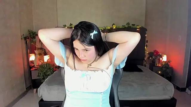 Julieth_Caandy webcam