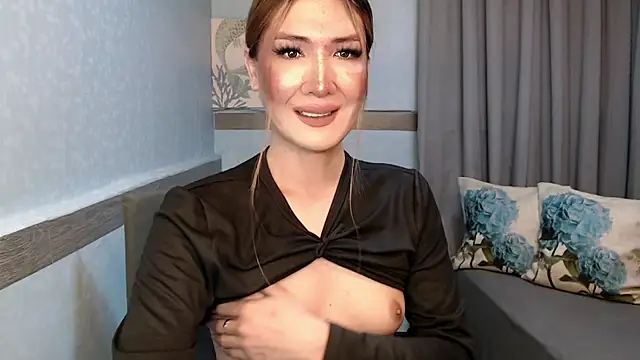 xMeganFucks69 webcam