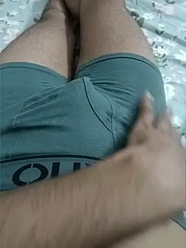 Rocky-badboy_cum4me webcam