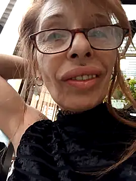 frozenwaffle (F mature) - Pinch boobs in public