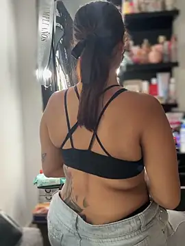 kaily_sweet16 - Kaily_Sweet16's free webcam - UK Sex Cams