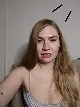 kisavixen - KisaVixen's free webcam - UK Sex Cams