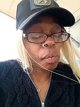 Jasmine_FullsShine webcam