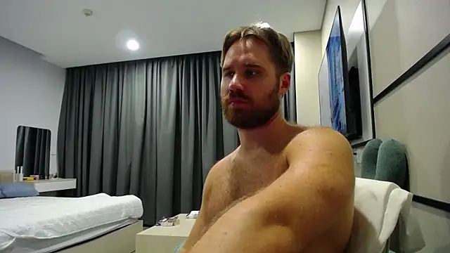 lorenzolux (M young) - For Rent