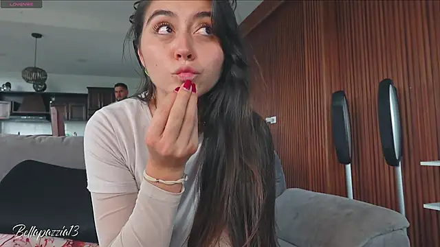 Bellapazzia live sex cam