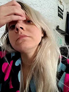 ScarletCallings_420 webcam