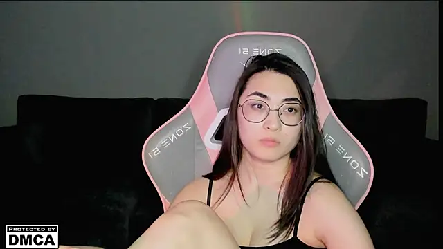 meilideqian1 - MeilideQian1's free webcam - UK Sex Cams