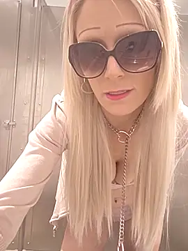 BeautifulMeFire23 webcam