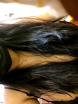 Webcam Model (mini27mimi)  is live.Free join now!