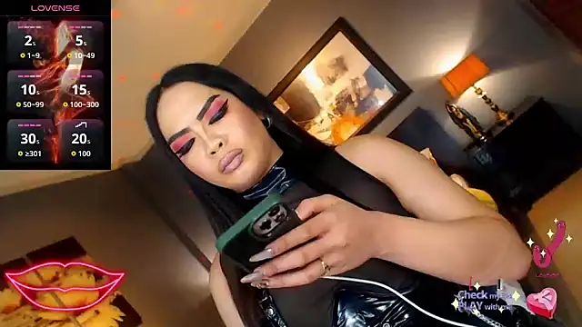 FridaHumphrey webcam