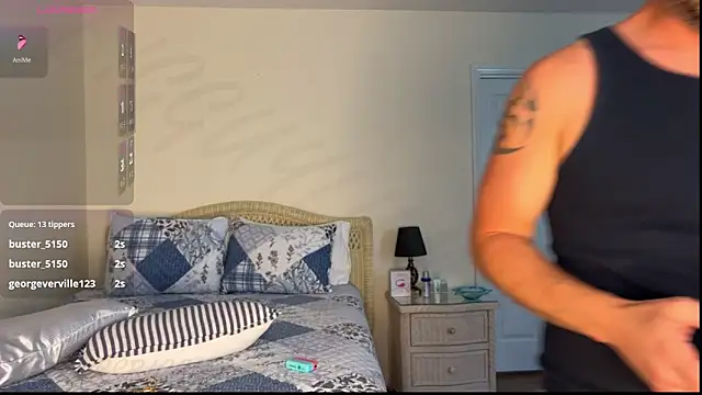 Lilmissbigguy webcam