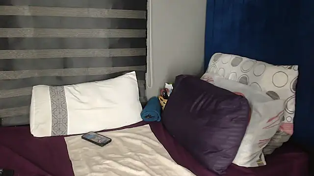 BLACK_BERRY_xXx live sex cam