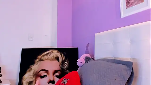 Charlotte11-11 webcam