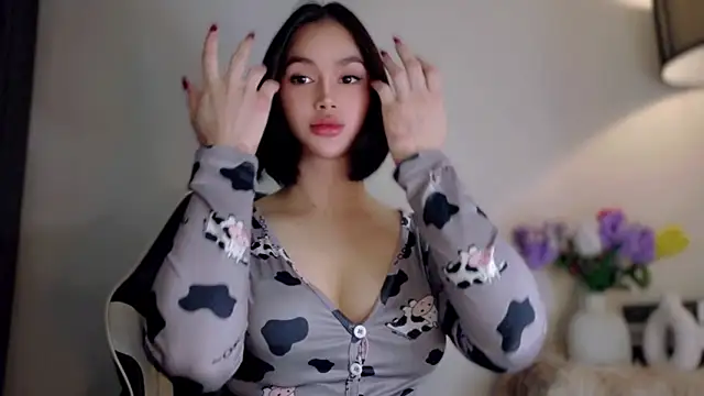 Anna_HollyDoll webcam