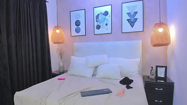 AnnyCruise149 webcam