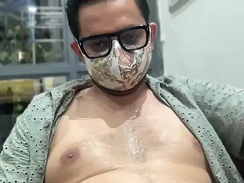 slavekinky001 webcam