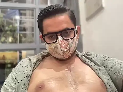 slavekinky001 webcam