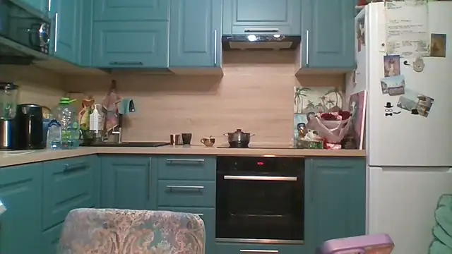 ALICAINWONDERLAND webcam