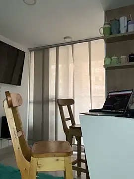 tabata_monroee webcam