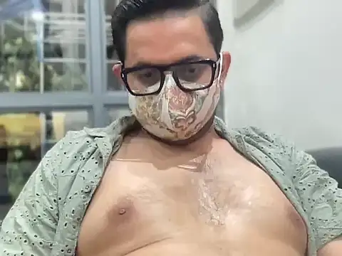 slavekinky001 webcam