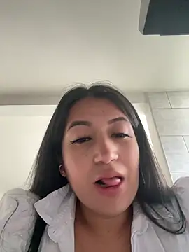 Webcam Model (shanel_taylor)  is live.Free join now!