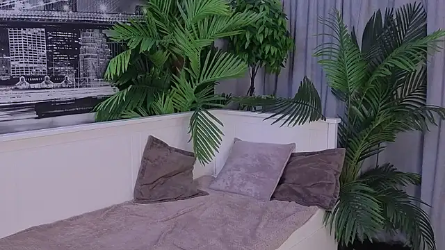 Britney_Swisss webcam