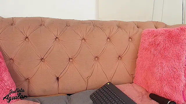 julieta_aguilar1 - Julieta_aguilar1's free webcam - UK Sex Cams