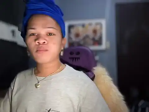 SophiaCourthaway webcam