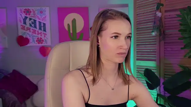 Megan_Rodgers webcam