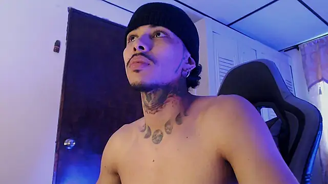 d3v1l88 - D3v1L88's free webcam - UK Sex Cams