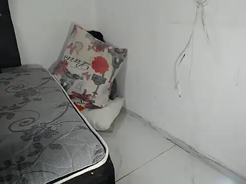 BootySoYummyX webcam
