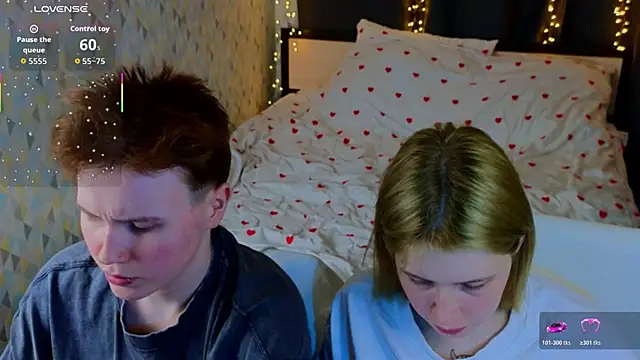 Girls_Fingers webcam