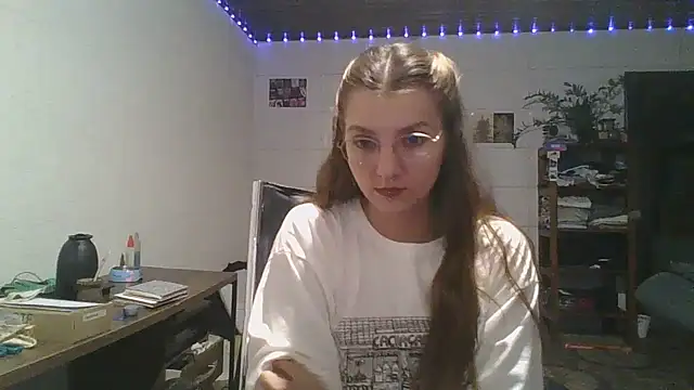 SweetyBabyDemon webcam