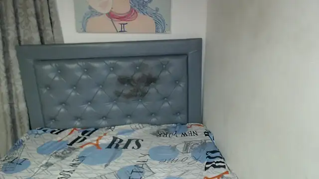 sarah_aguilar webcam