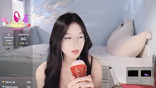 美女-Tilana-在线直播