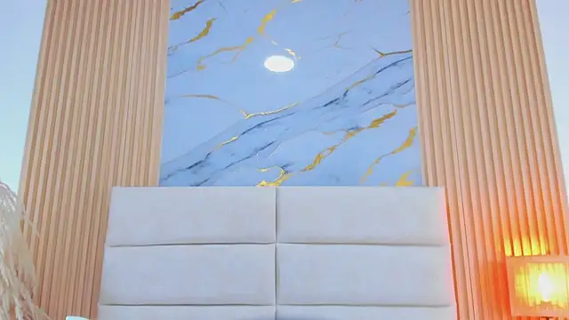 Mia_Malkovaa_ webcam