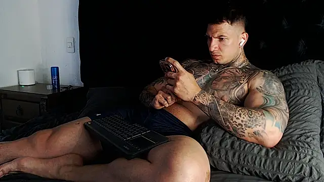 Shane_Clay webcam