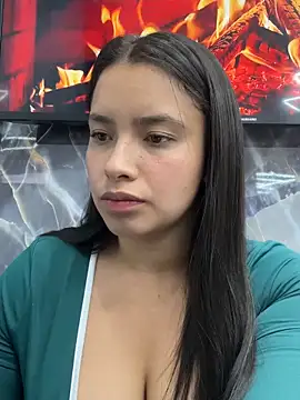 Webcam Model (Miss_Bella_Flame)  is live.Free join now!