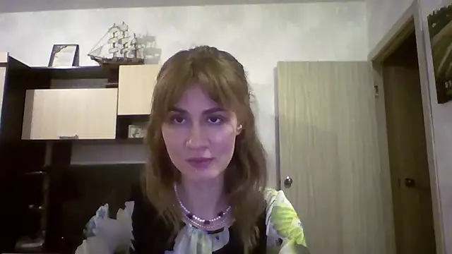 ElenoreHolguin webcam