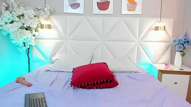 Claire_Bonnie webcam