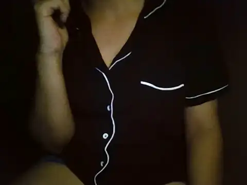 makemecumahh - MakeMeCumAhh's free webcam - UK Sex Cams