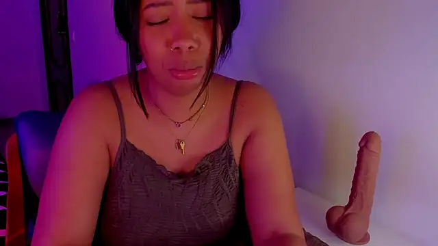 NicolePasqualott webcam